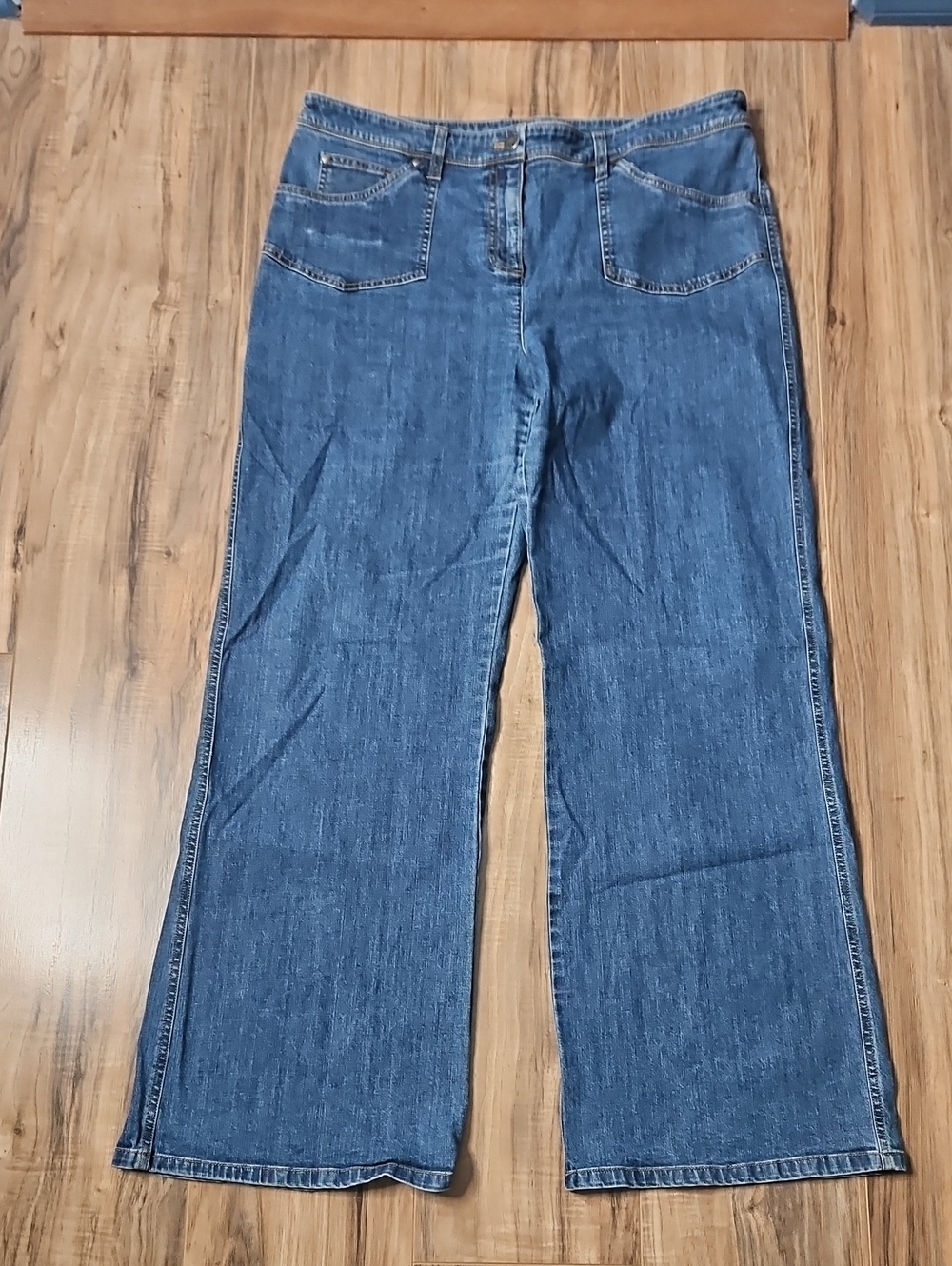 Jones New York Classic Women's Wide-Leg Jeans in Dark Blue Stretch 16